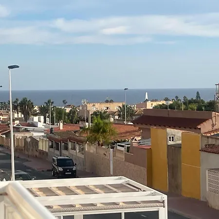 Apartment Casita Eliisa- Sea Views, Close To The Beach, Pool, La Mata *
