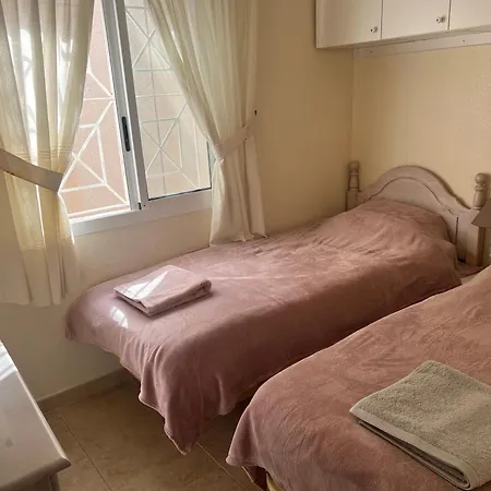 Apartment Casita Eliisa- Sea Views, Close To The Beach, Pool, La Mata *